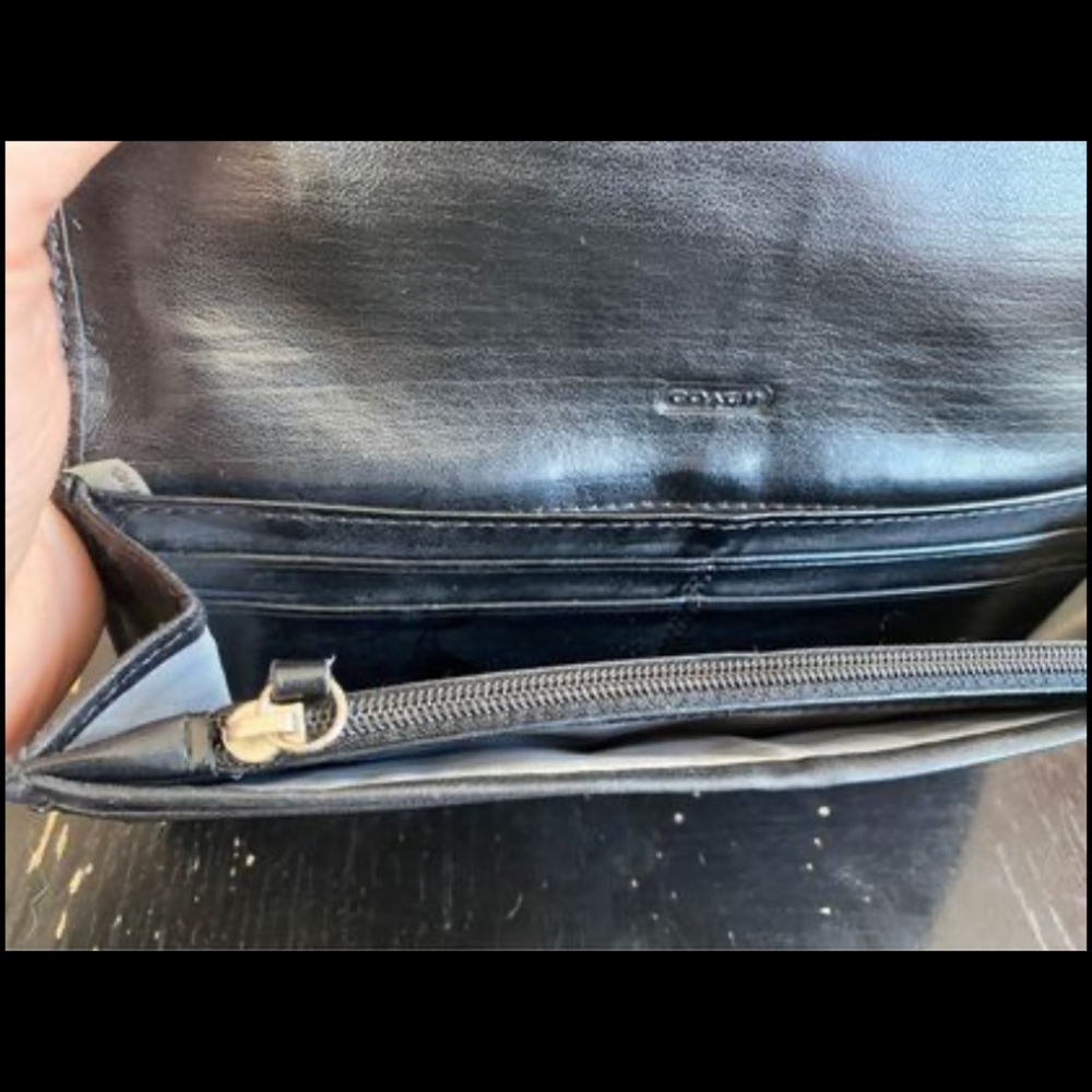 Coach Kristin wallet well loved